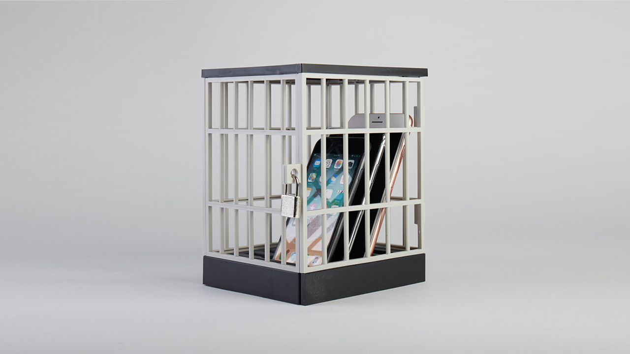 스마트폰감옥 ⓒ임볼든